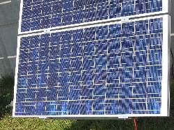 L'impianto fotovoltaico nello spazio dalla parte di v.le Cadore (particolare)